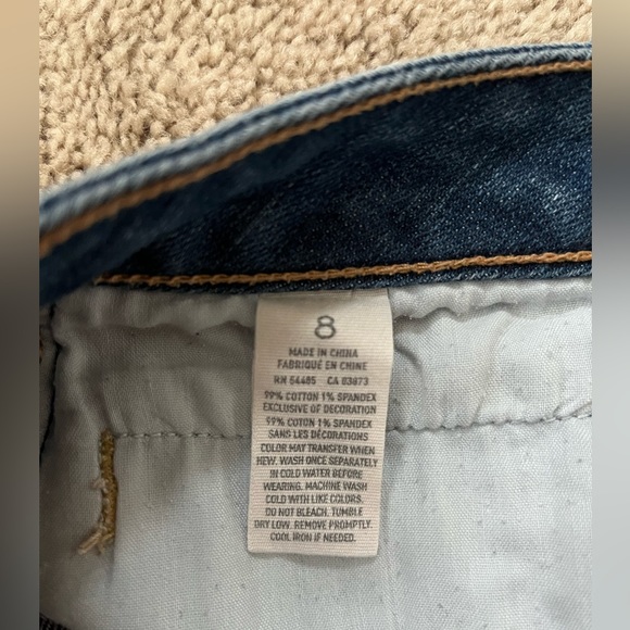 American Eagle Outfitters brand shorts, size 8, medium wash stretch denim - Picture 4 of 4